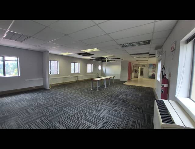 197M² OFFICE TO LET IN BEDFORDVIEW
